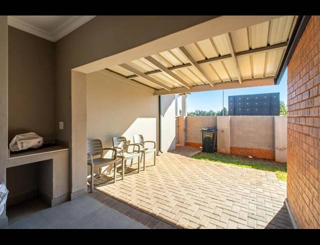 3 BEDROOM TOWNHOUSE FOR SALE IN MONTANA